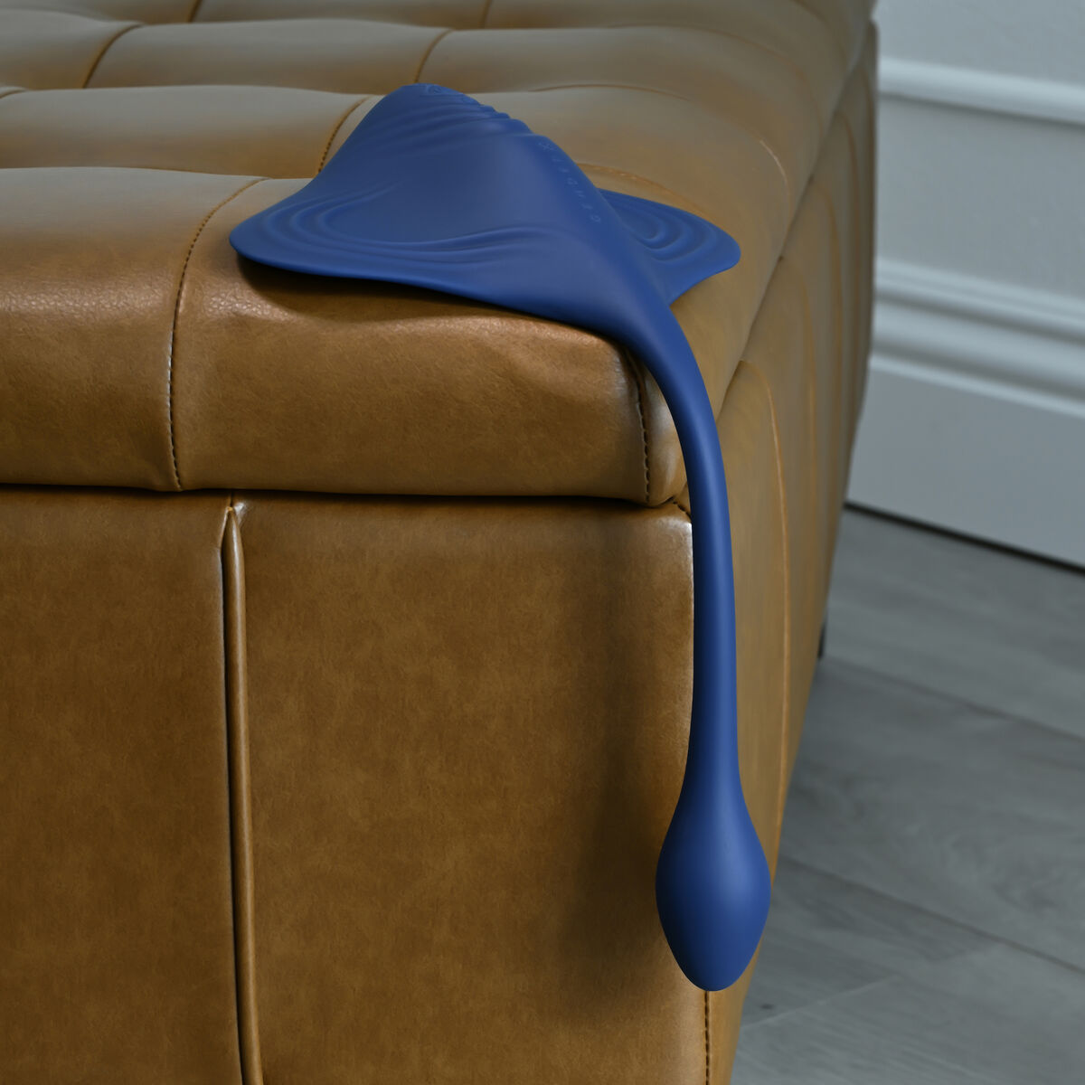 V3H00D350537F43C24BBCB5438A29A7F2C8R7217401P9