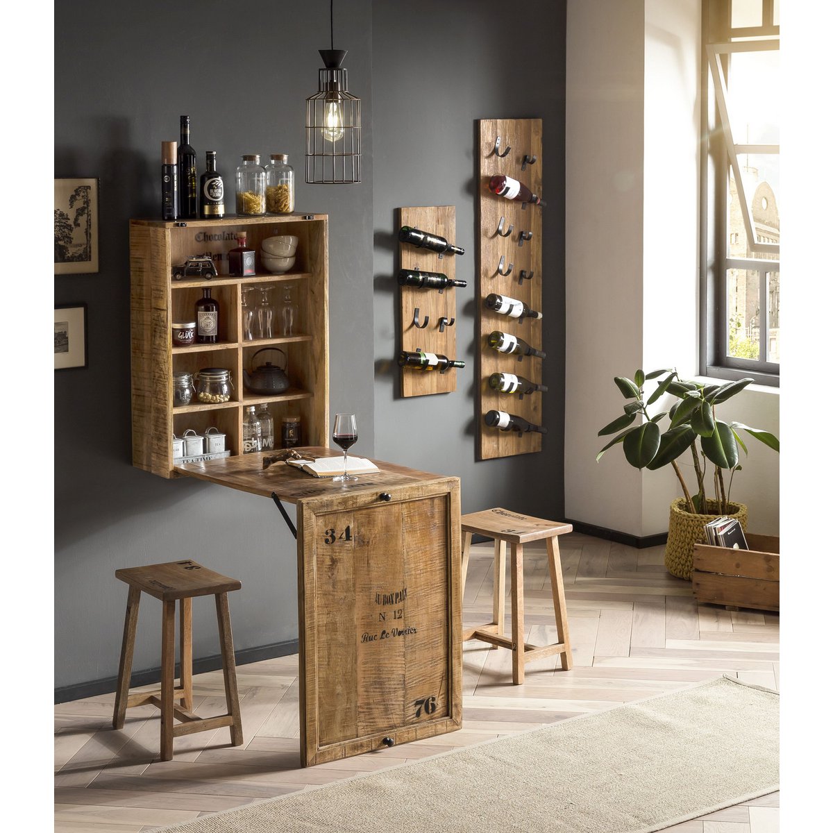 Klaptafel met 2 krukken