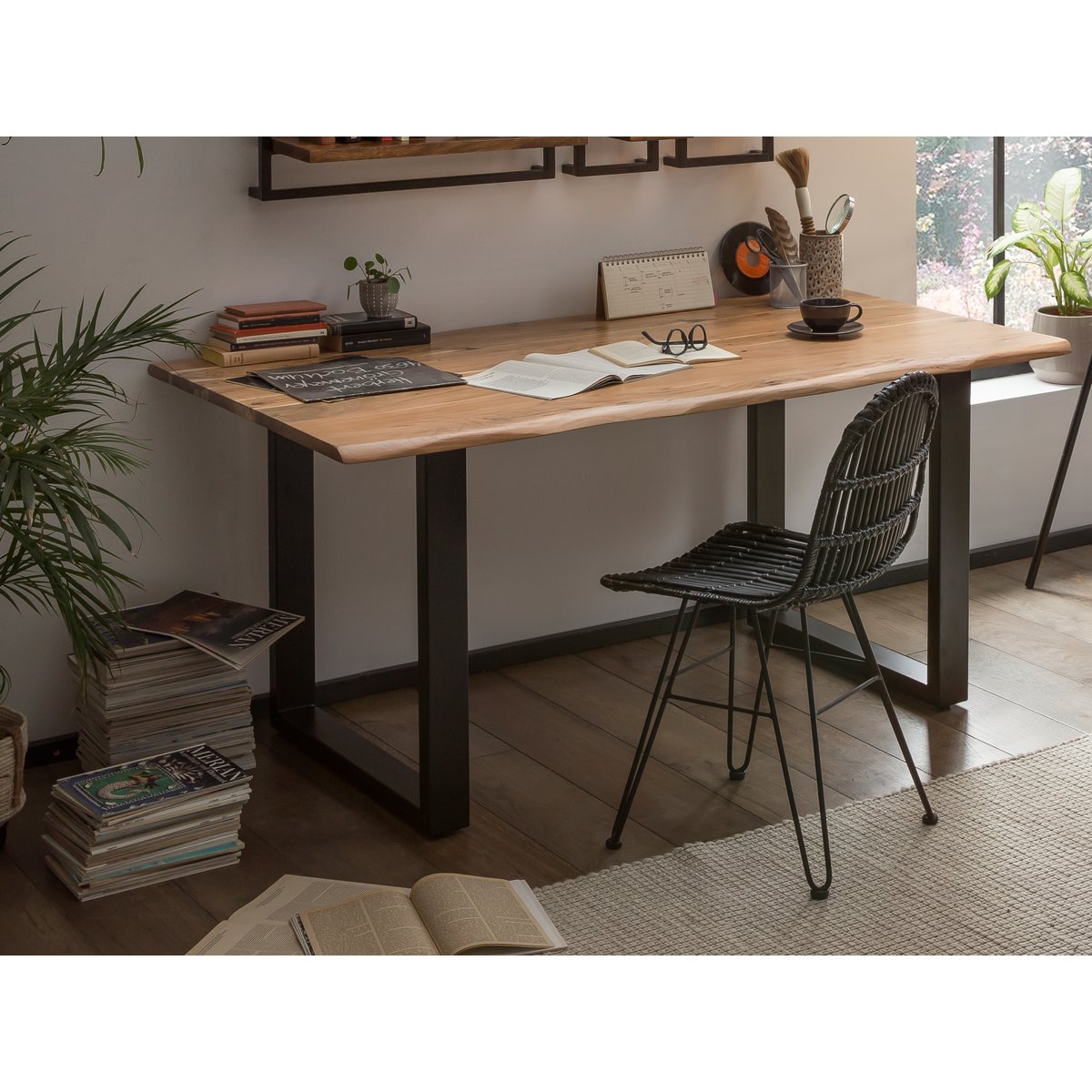 Tafel 160 x 85 cm, zwart frame