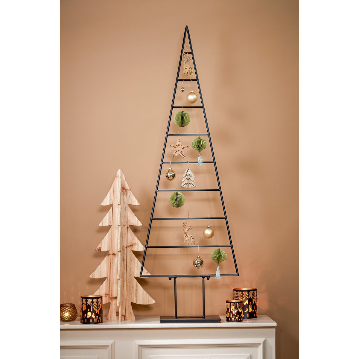 Decoratieve kerstboom  Bruin