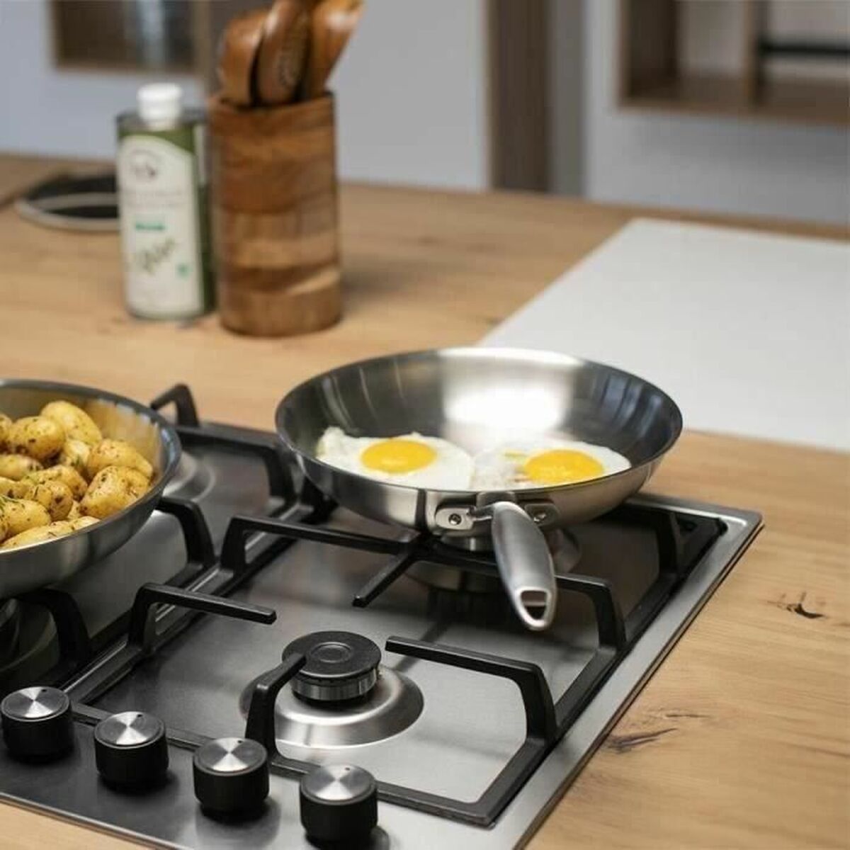 V4H2B015D68D45CB183B2DB7C8D290D7908R5784960P5