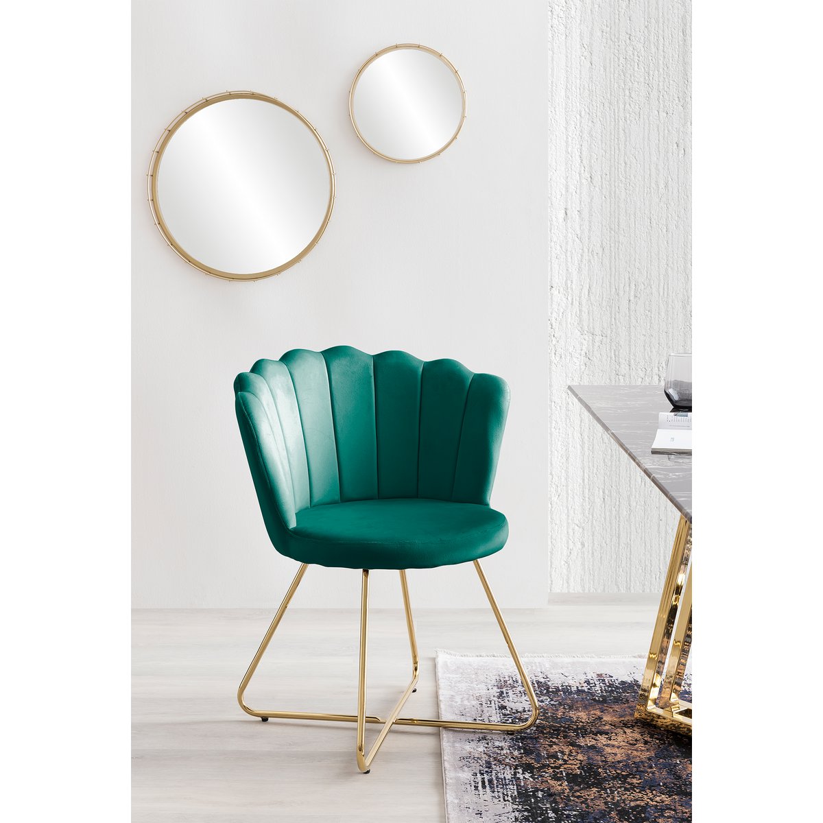 Set van 2 groene fluwelen schelpstoelen