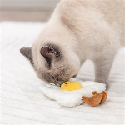Trixie Gebakken Ei Xxl Pluche Met Amerikaanse Catnip 18 Cm
