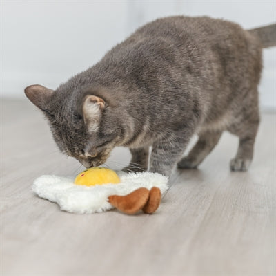 Trixie Gebakken Ei Xxl Pluche Met Amerikaanse Catnip 18 Cm