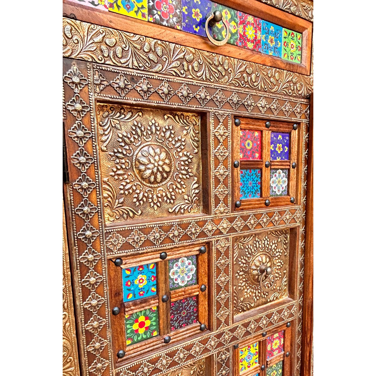 Dressoir, 3 deuren, 3 lades, acacia, metaal, kleurrijk