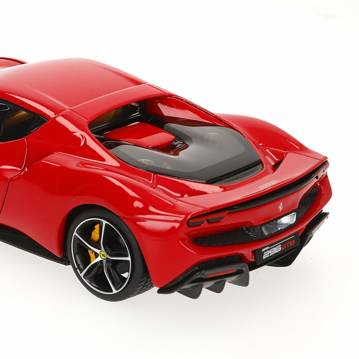 V4HDC7B2B222FE8D8600792E18B7C42BAE8R5529272P5