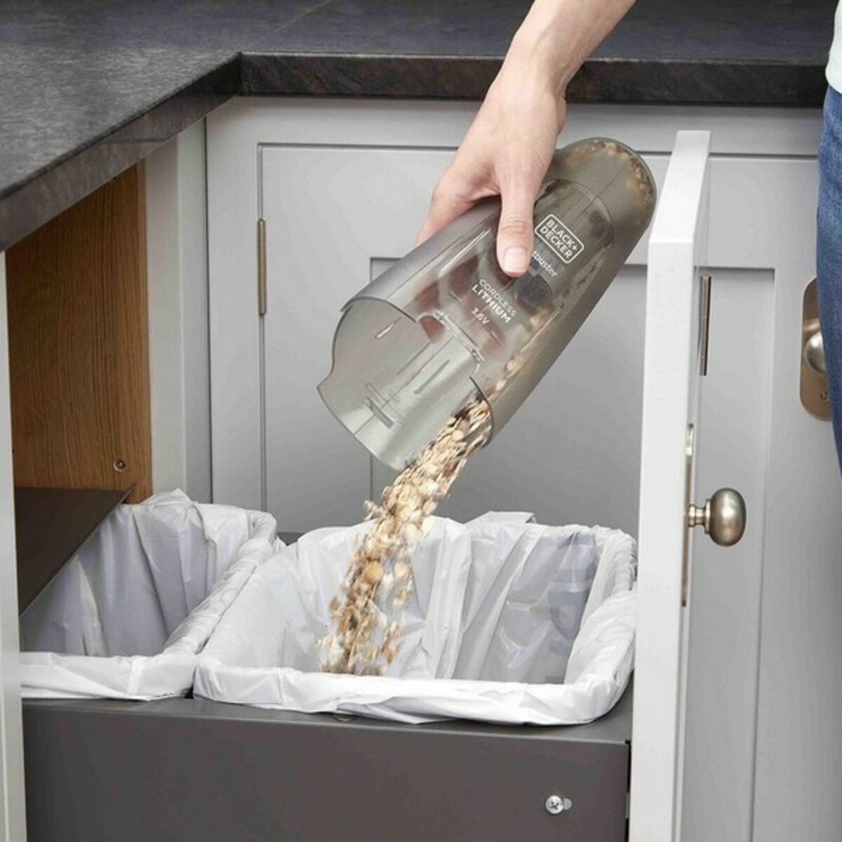 V8H9481403288895412384F429187A4BA65R7022556P10