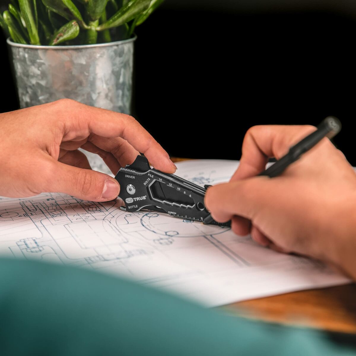 V7H4A9422E4F23DE03C3F1813E151C8A0B9R5323009P6