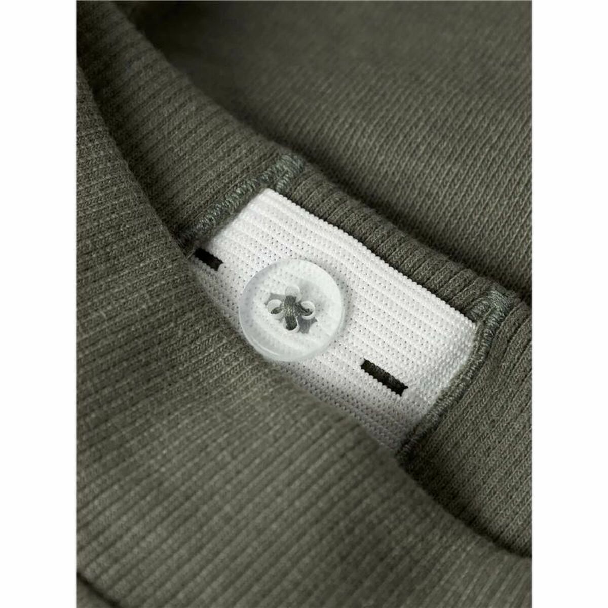 V4H23B629E9E5E97D23F3A253896B060583R6081069P3