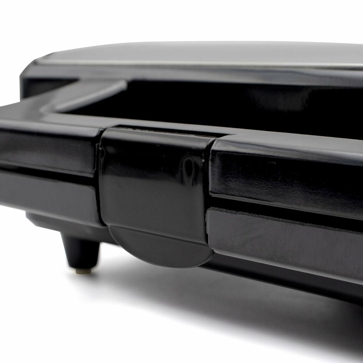 V4H0AD3C69C7B6AFF1ED8002B475DA2D60DR6117038P6