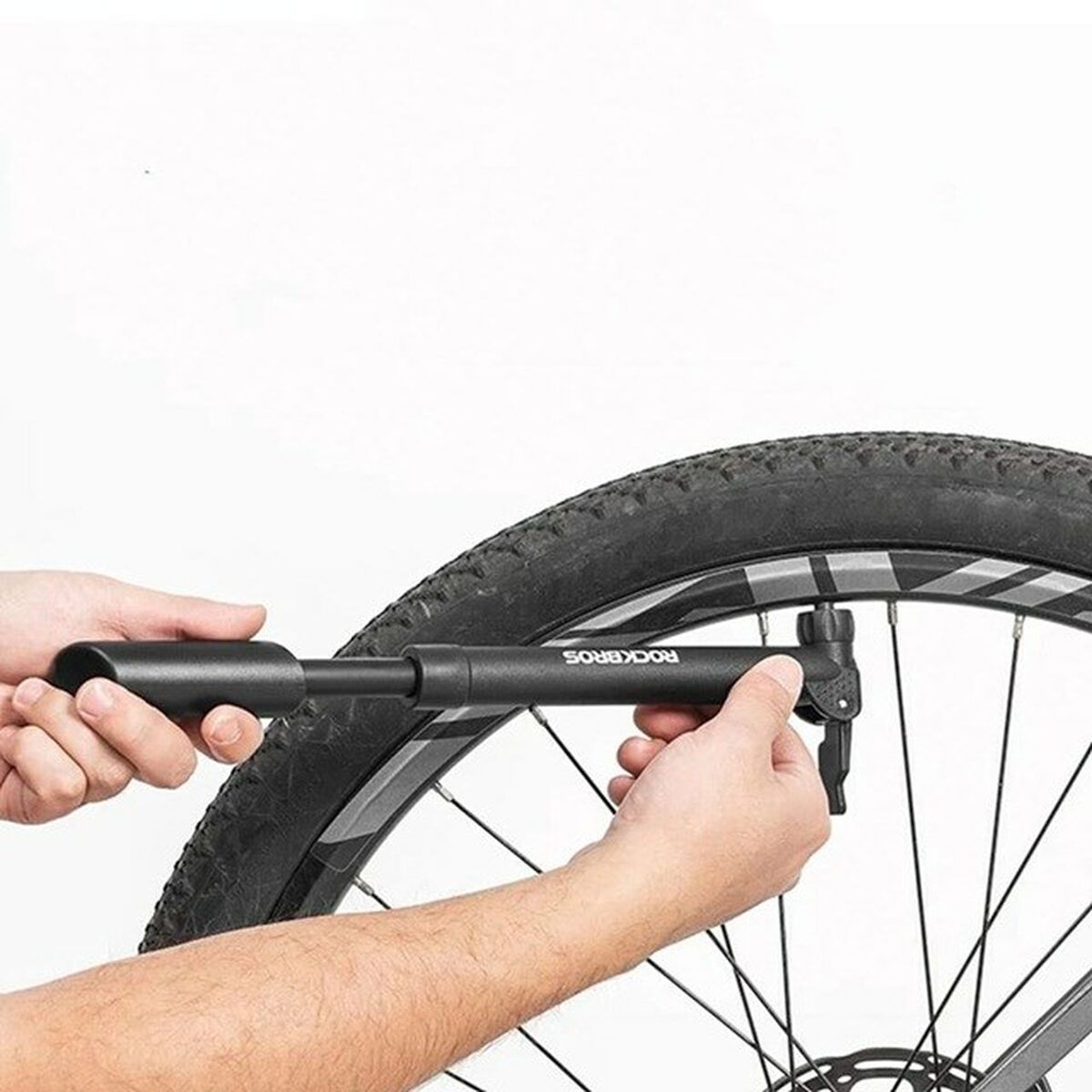 V5HC0245692ECECA8D7F95E4D04DB5FDBE6R6466411P8