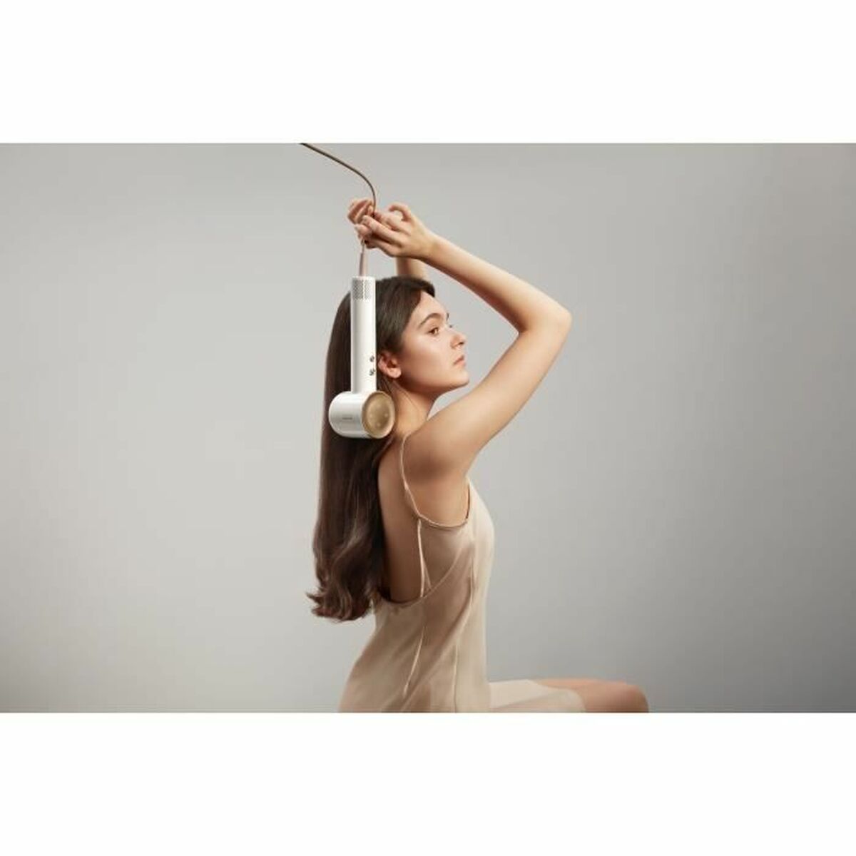 V8HA548F75ED09F9EC2DC15C6B6F6424B49R3283254P6