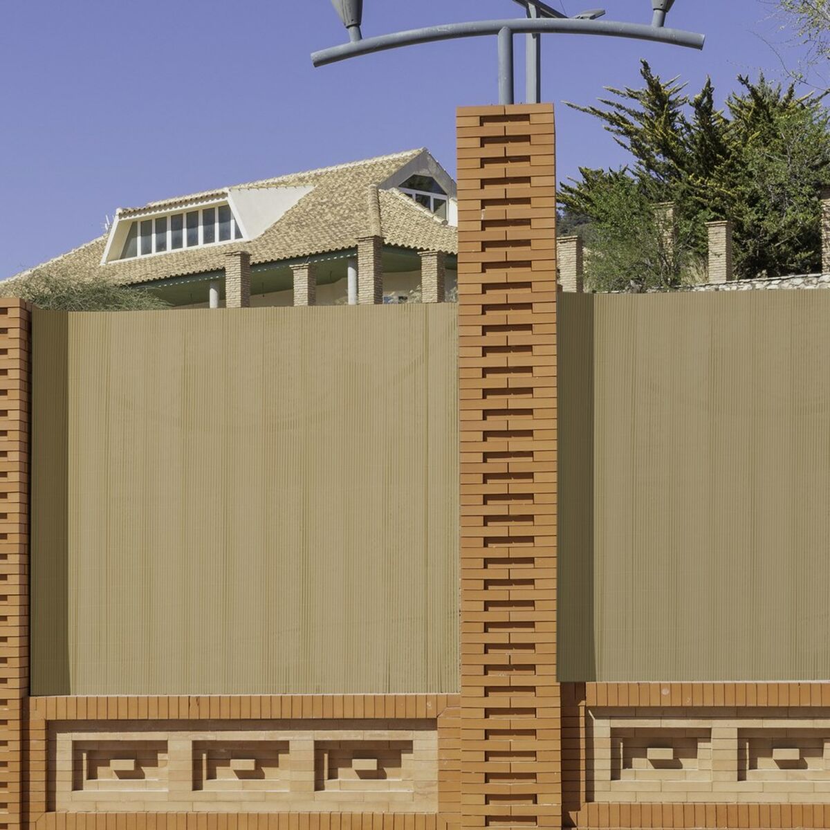 V7H4099AE6C29A34B9C1792E01F7C0FE6C3R5425704P2