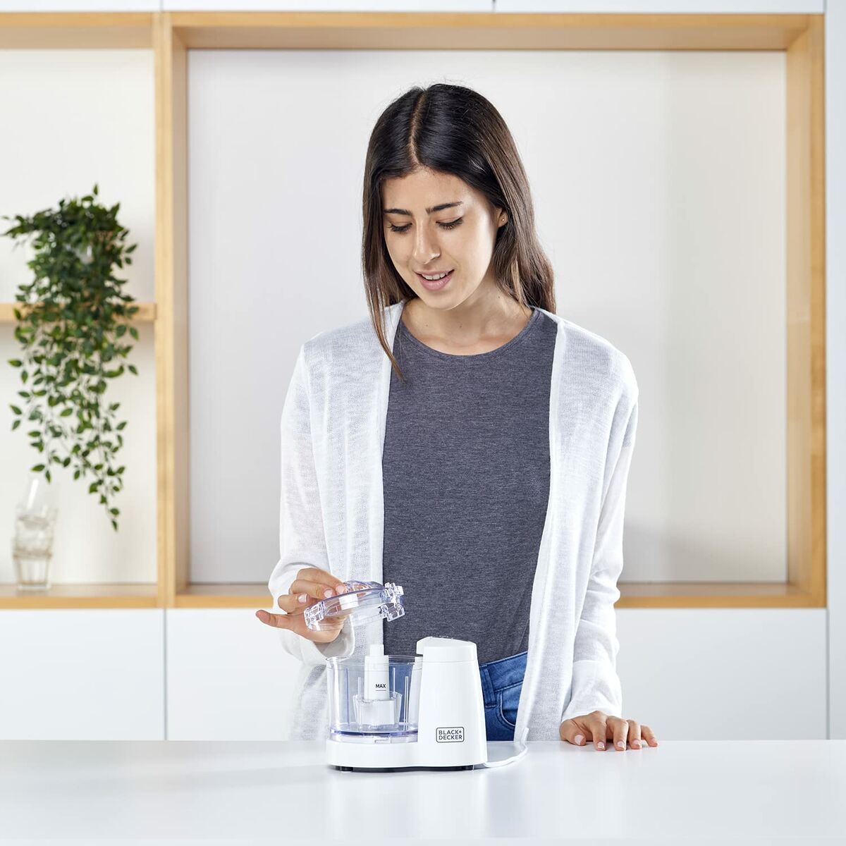 V8H83E57F316722F825605FBAAA09E21E1DR3663225P7