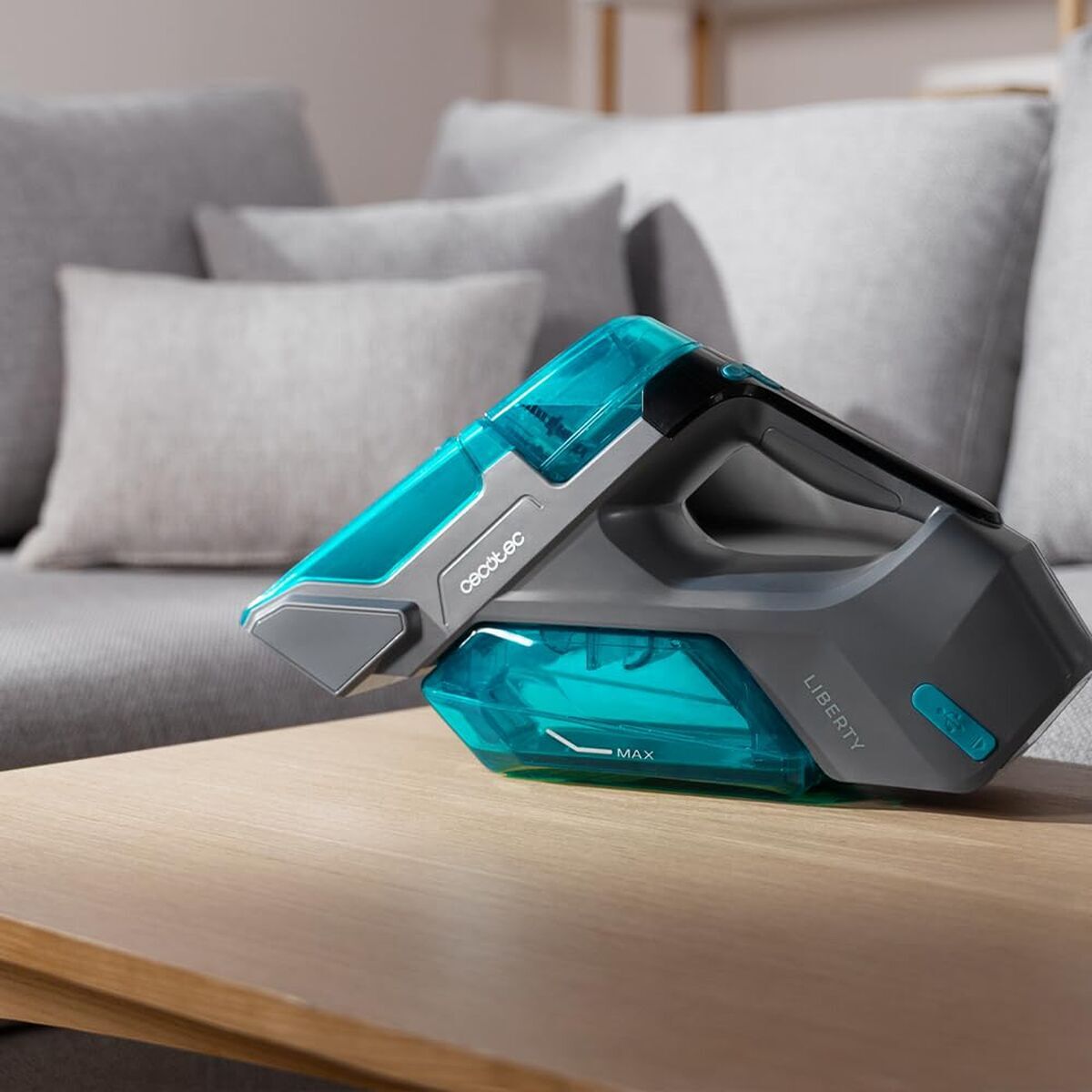 V2HB41AADD2E5E47CAA0F4F90E8C3334031R7648306P10