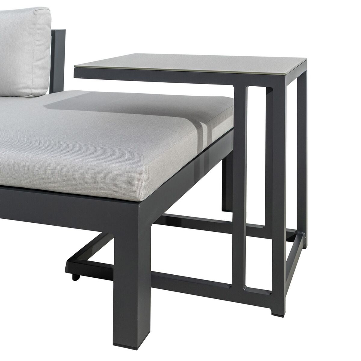 V8H89B5238AEF748B41EC0783F68864E143R4989004P5