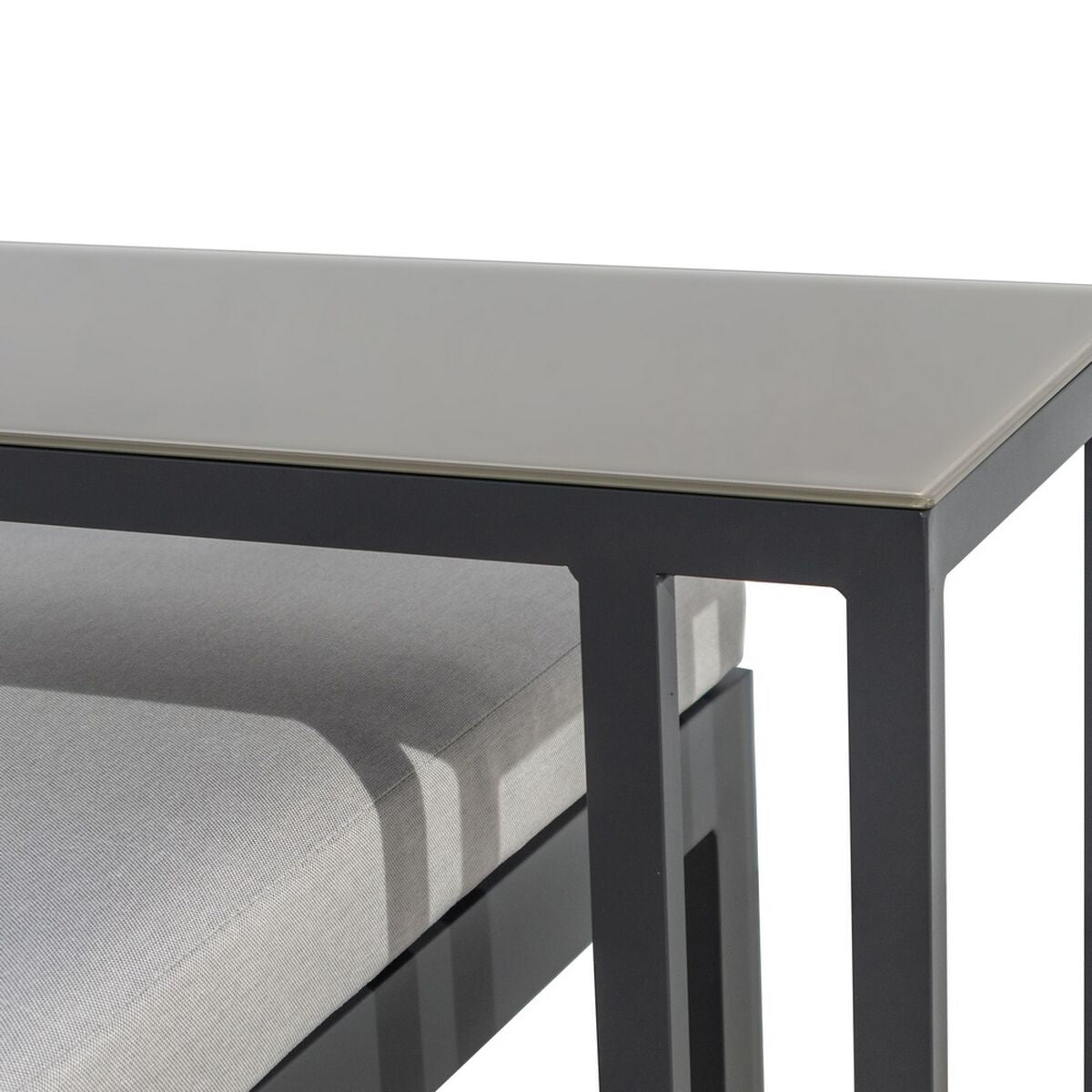 V8HBE5878BE704838D197F597EAECD7C773R4989009P6