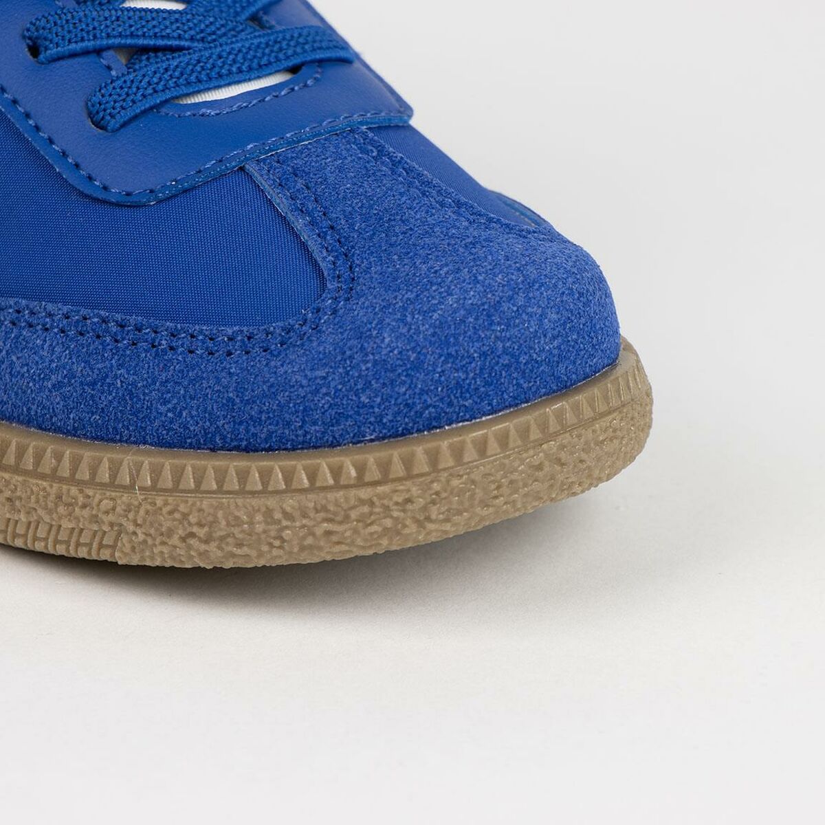 V10H2E1B5178230A472AADA674E04F114855R7643104P8