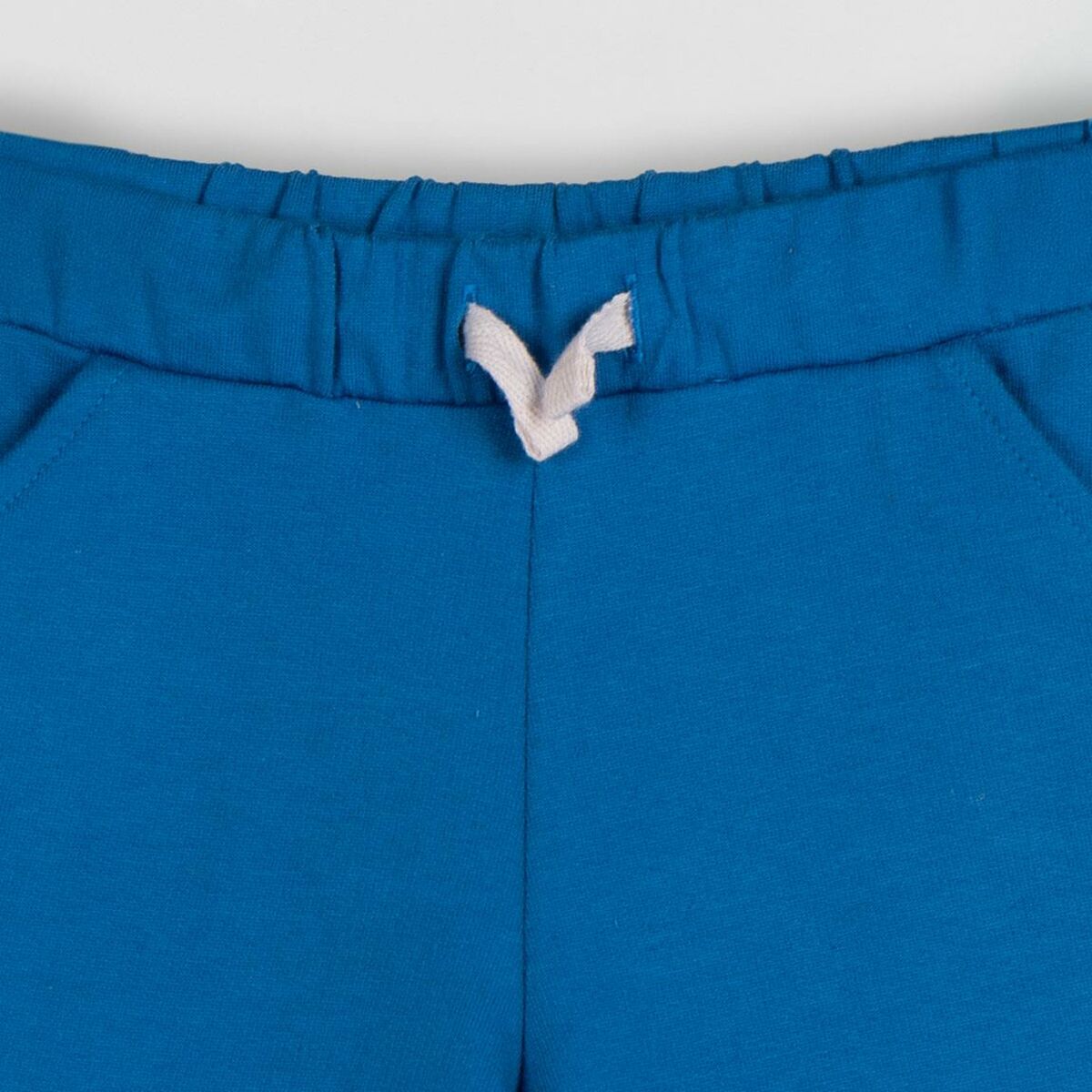 V5HEFE0847FB875894BE8A4359D0F23DAAAR6730493P3