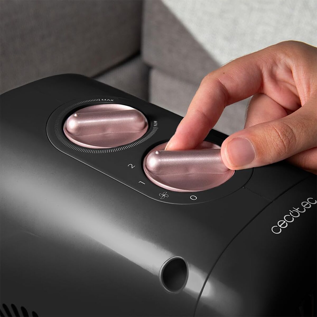 V2H044A8C37C8D12F6882FB593466724912R7648100P5