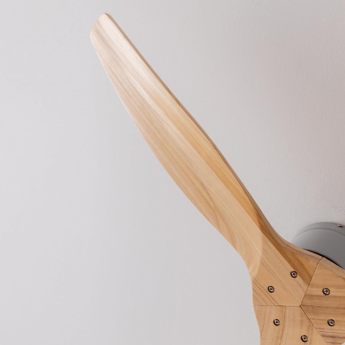 V2H96830656DB1FEFA24ED8CB7249C4483FR7649256P4