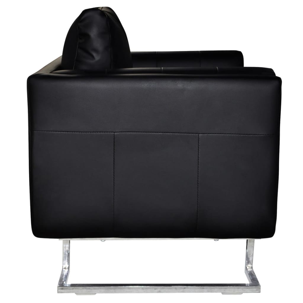 Fauteuil met verchroomde poten kubus kunstleer zwart