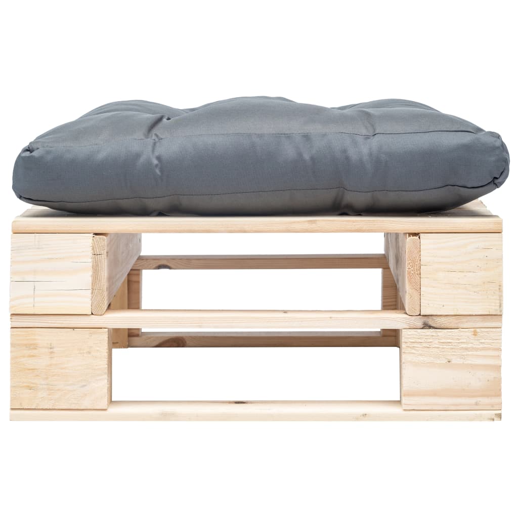 Tuinpoef met grijs kussen pallet hout naturel