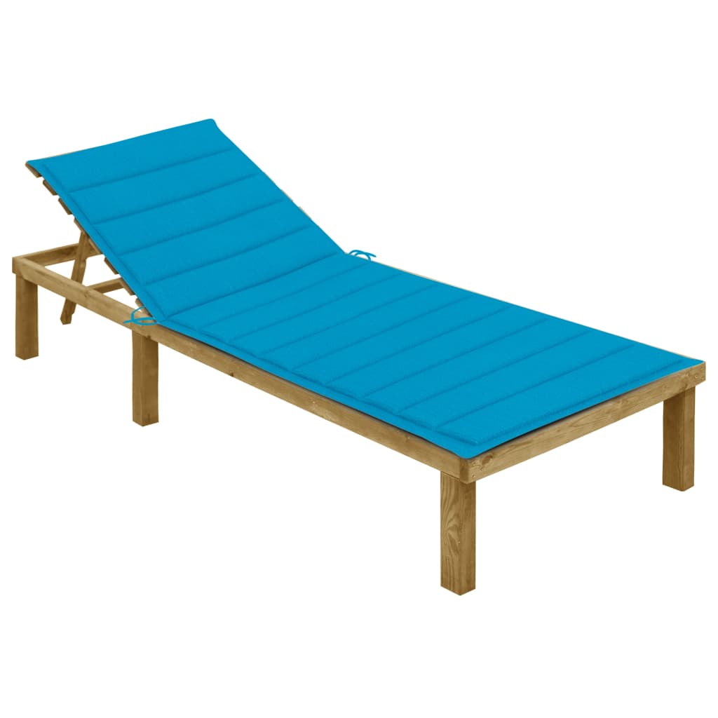 Ligbed met blauw kussen geïmpregneerd grenenhout