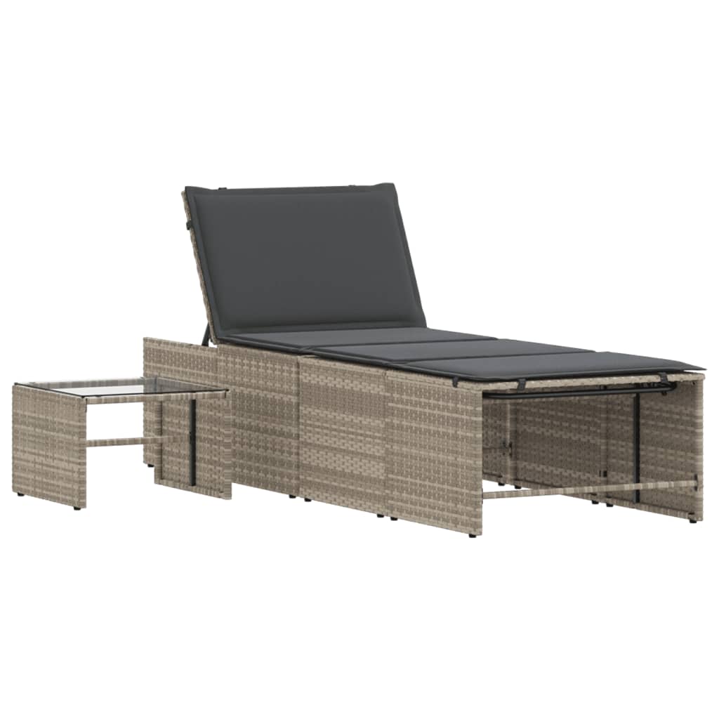 Ligstoelen 2 st met tafel lichtgrijs poly rattan