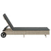 Ligbed met wielen en kussens poly rattan lichtgrijs
