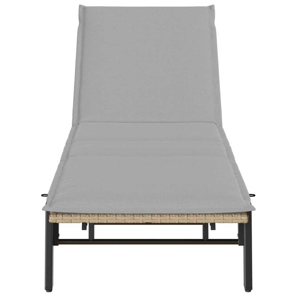 Ligstoel met kussen beige polyrotan