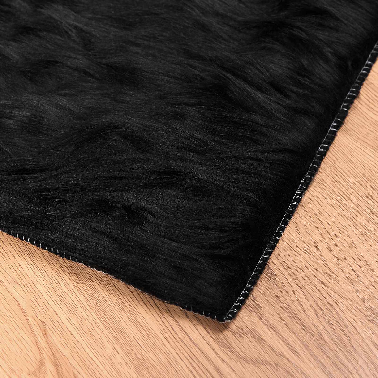Tapijt van imitatie TAFALLA Zwart 120 x 120 cm Polyester
