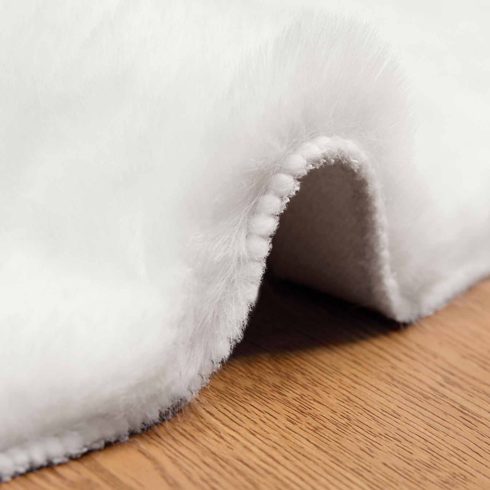 Antislip vloerkleed van imitatie konijnenbont OLITE Wit