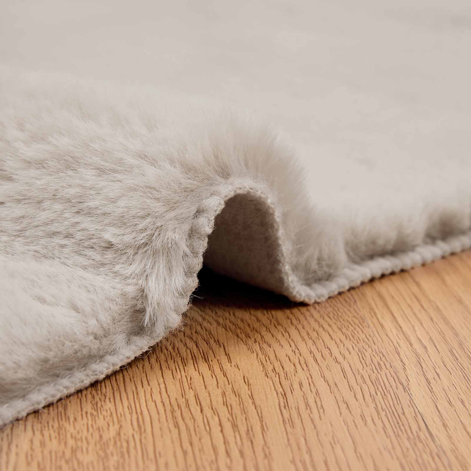 Antislip vloerkleed van imitatie konijnenbont OLITE Beige