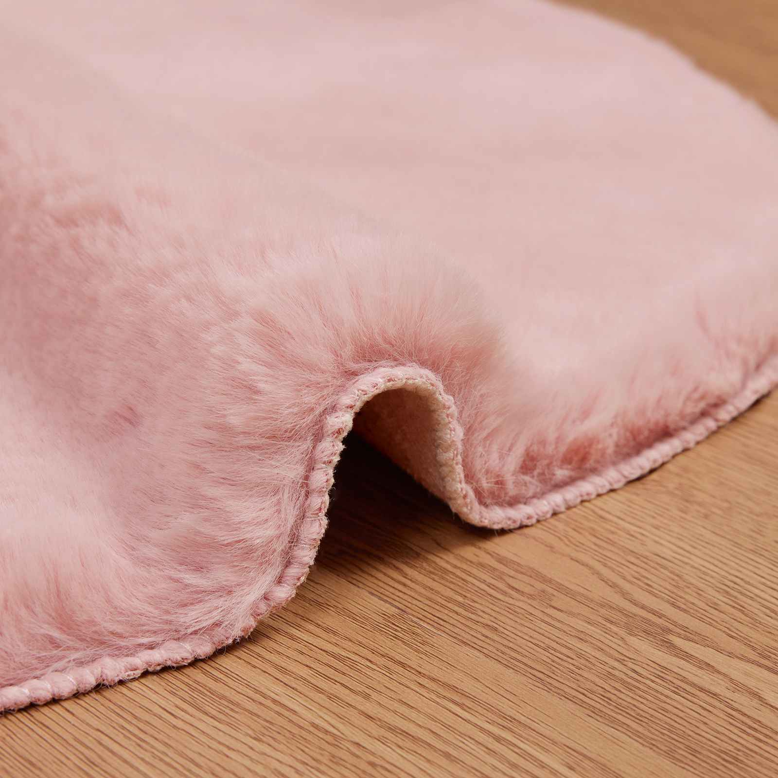 Antislip vloerkleed van imitatie konijnenbont OLITE Roze