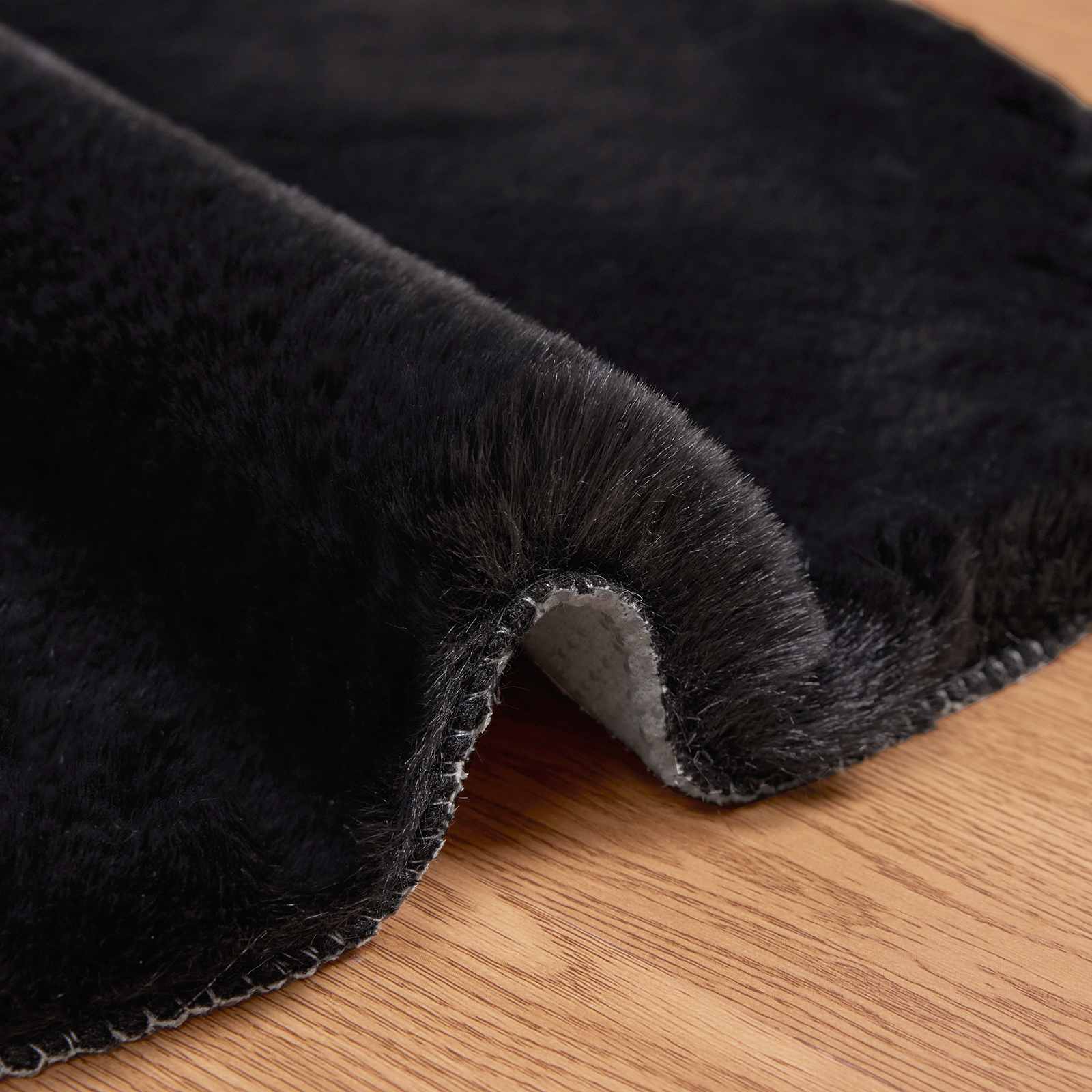 Antislip vloerkleed van imitatie konijnenbont OLITE Zwart