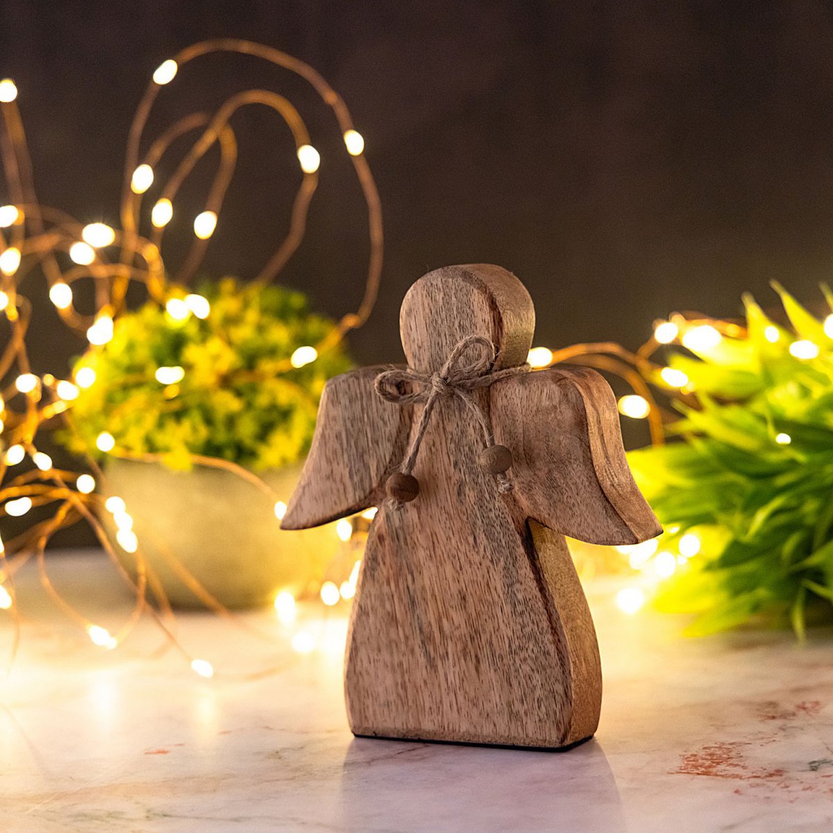 Decof Figuur Angel Wooden Figuur 15x13cm Master Box 36 stuks Lucky Angel Christmas Decoration Mango Wood