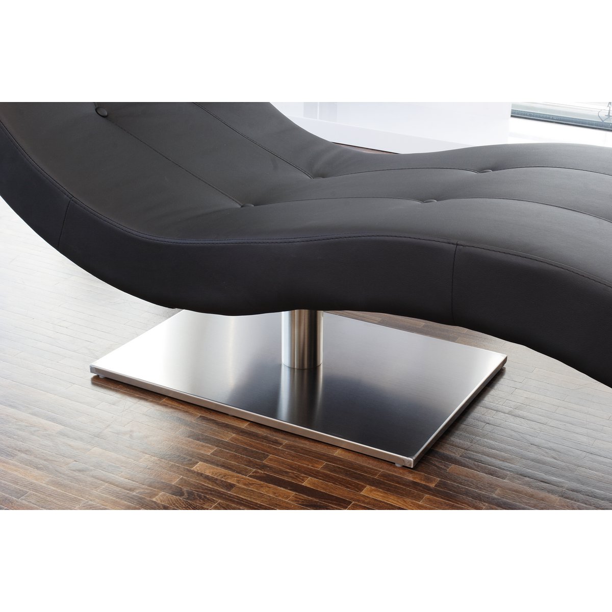 Relax ligbed zwart kunstleer look