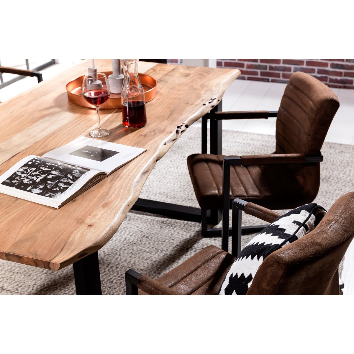 Tafel 220 x 100 cm, naturel blad, zwart frame