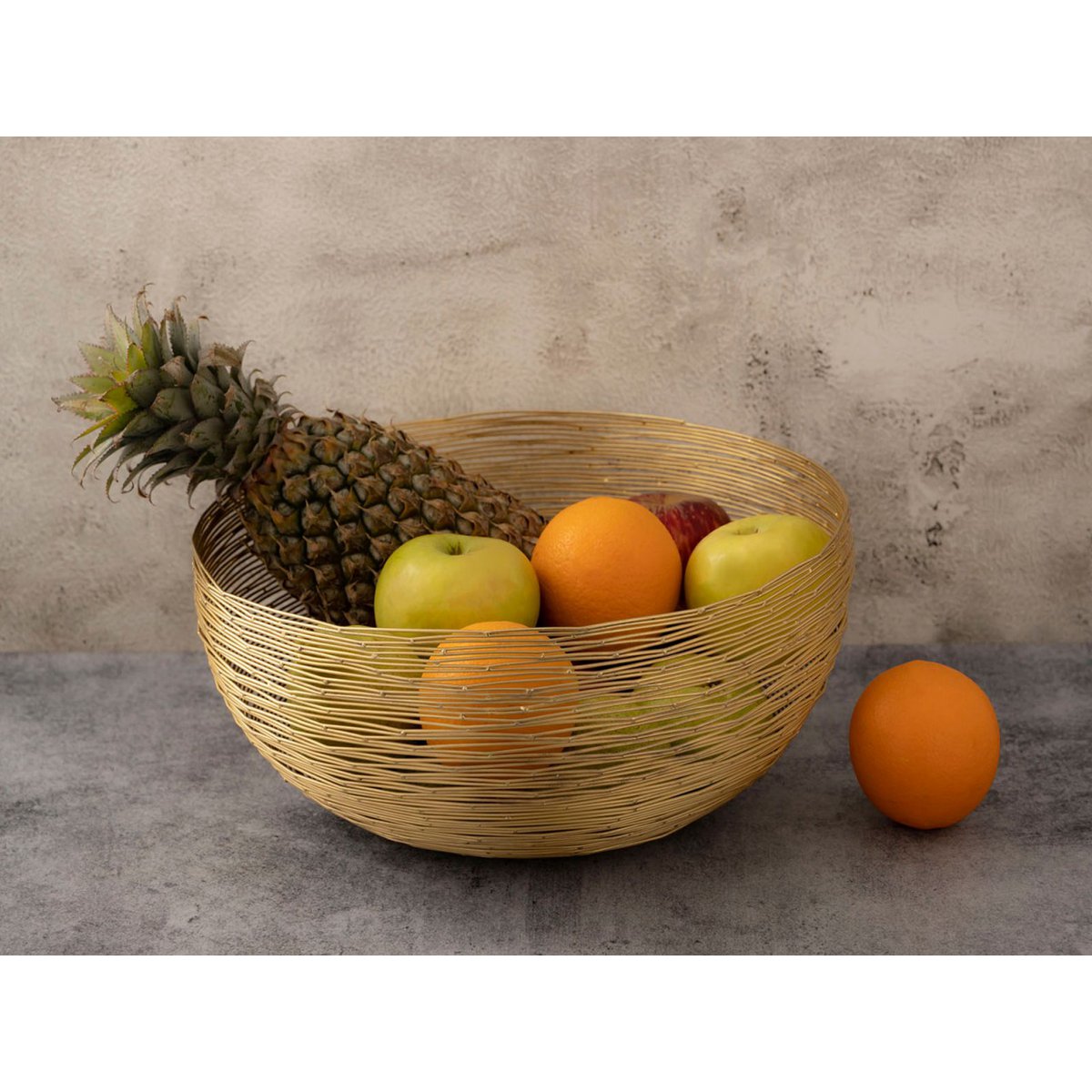 Fruitmand Ø 30 cm H 13 cm broodmand fruitkom metalen ronde zilver of gouden poppen metalen draadstructuur