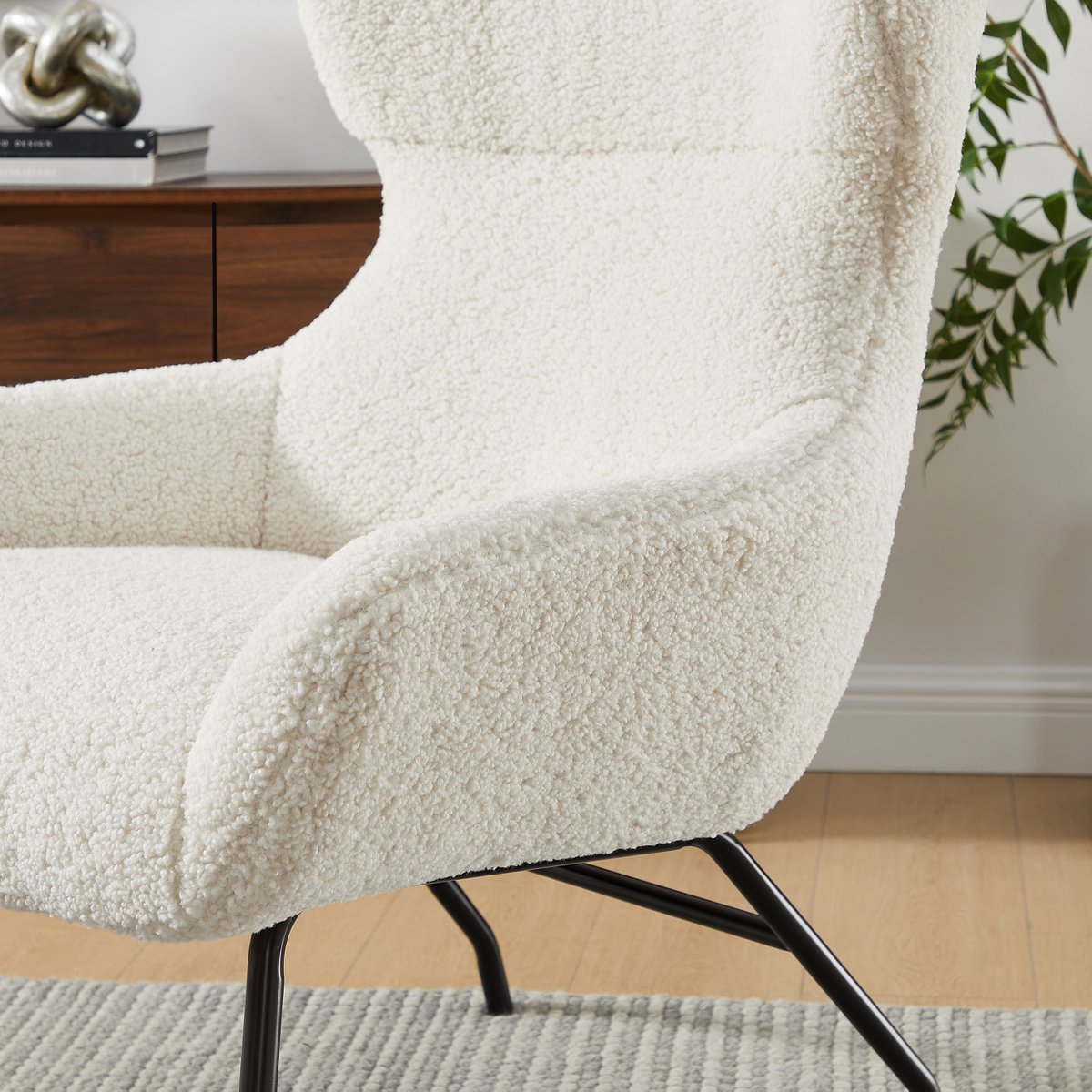 Fauteuil- en krukset teddybont beige