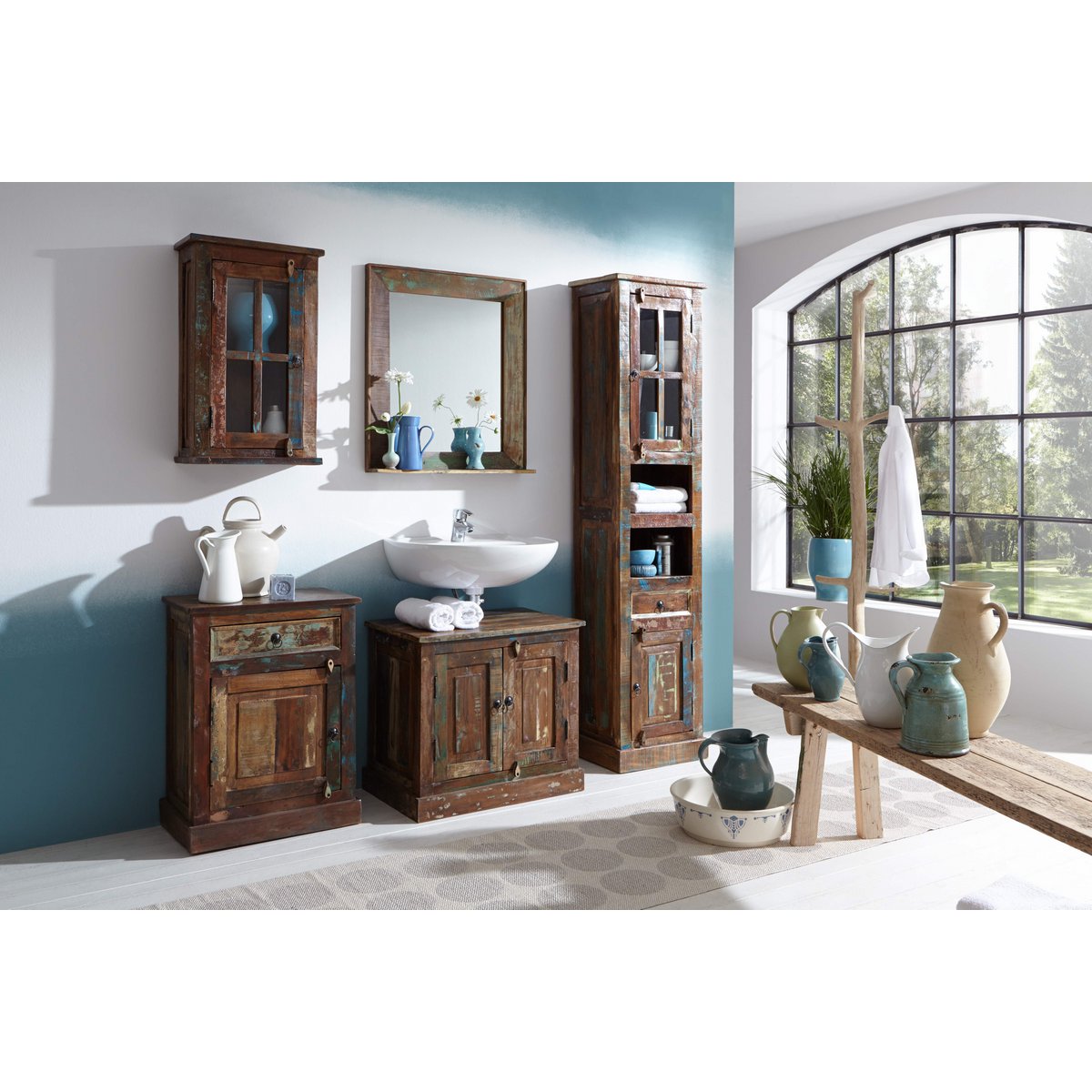 Badkamer hoge kast
