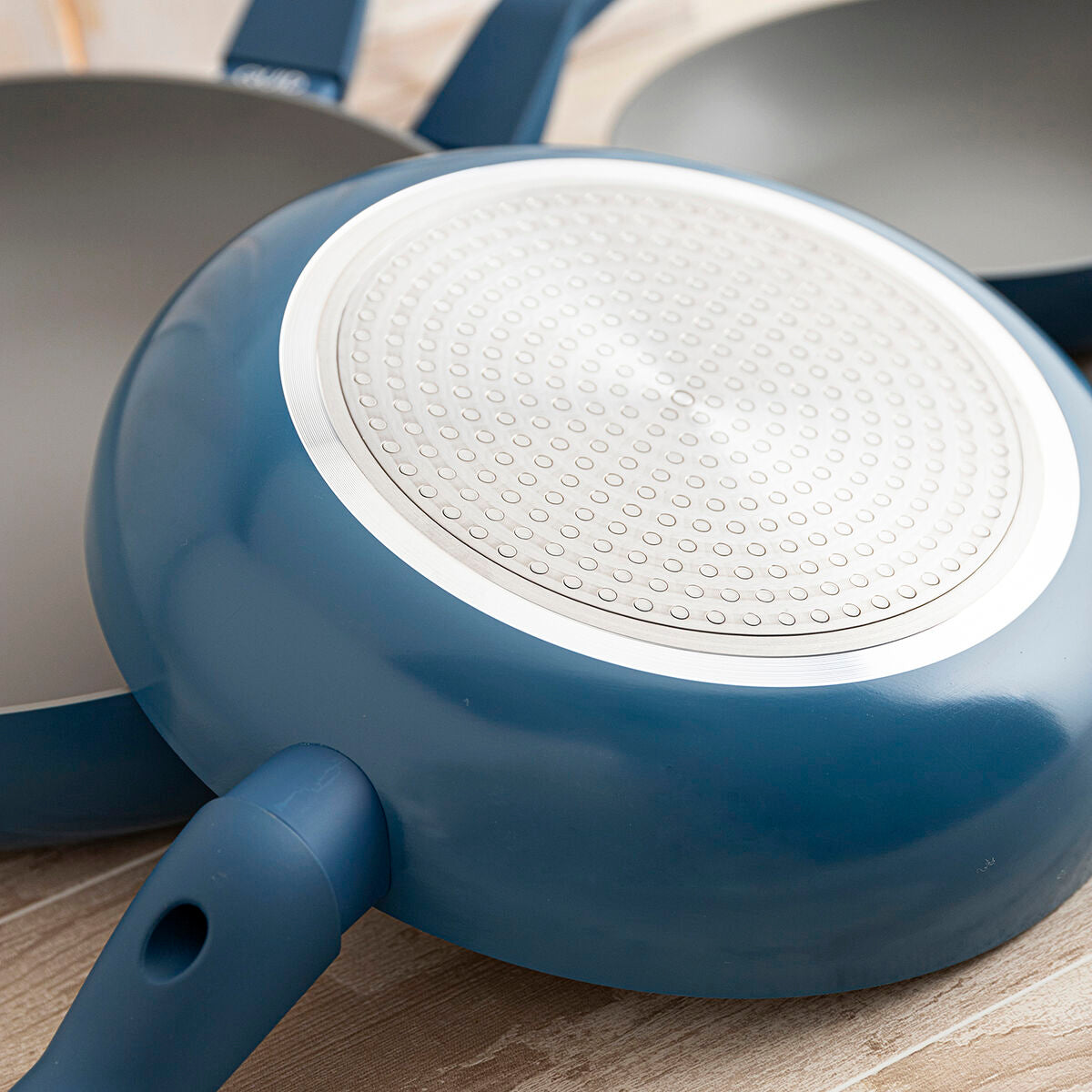 V5HD8D68481FB11AD82A2E5DF92C7C3C272R6366606P6