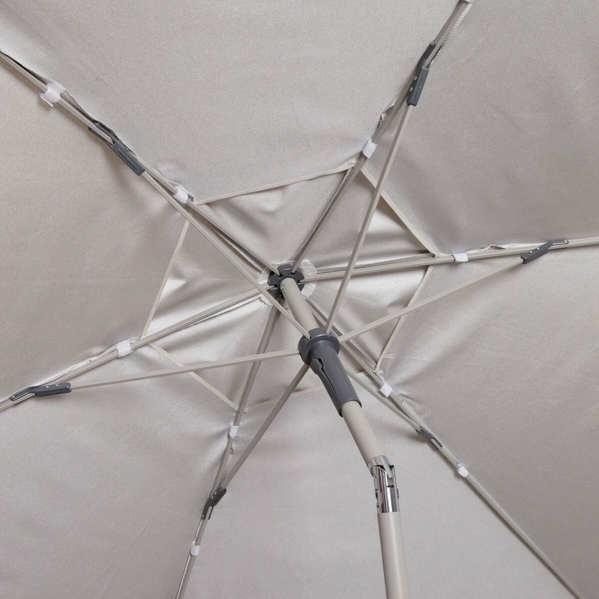 V6HA243C288BD0564303CA56FC06CC1B3B5R5712491P7