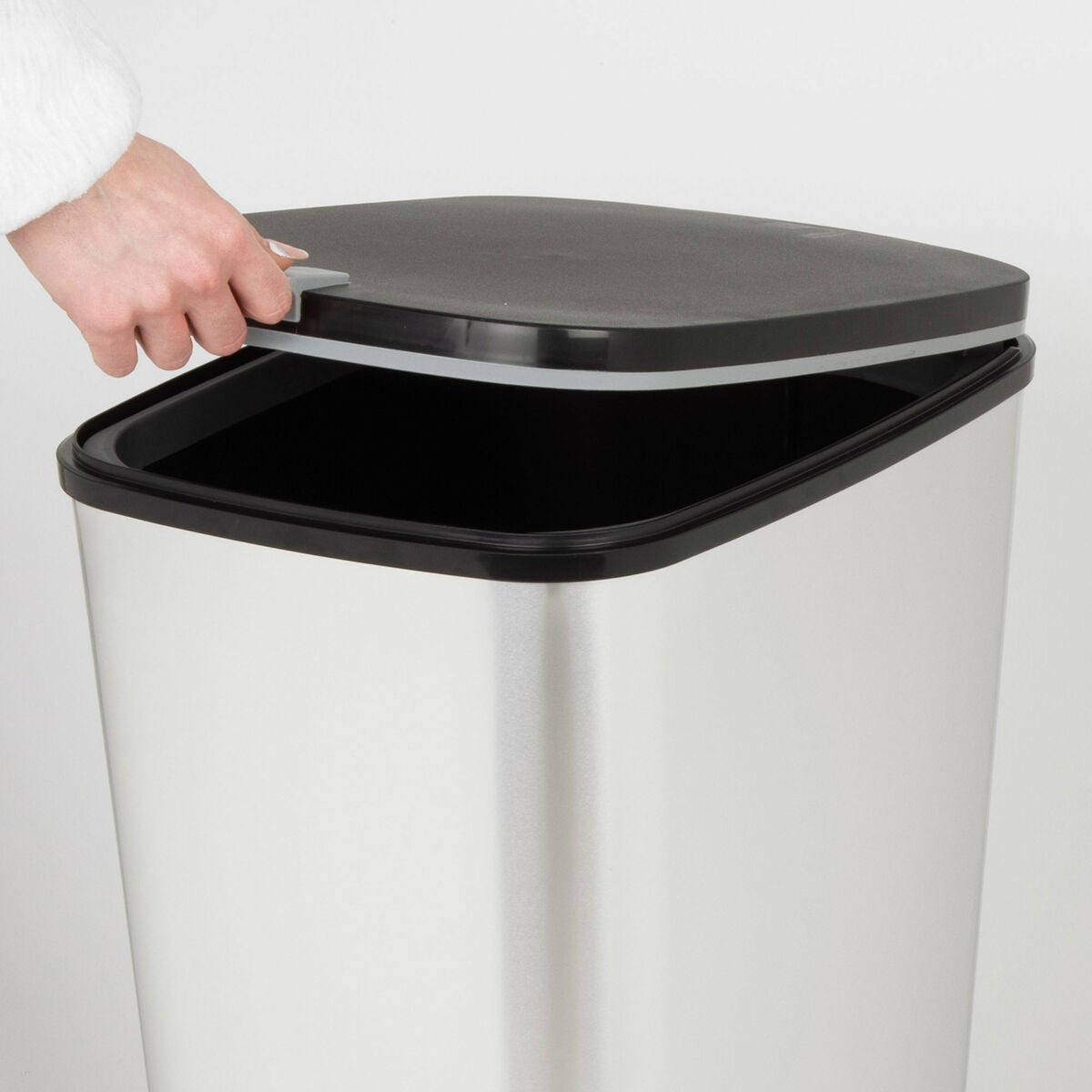 V4H3F42FA7320D9753136BD2EDFA1F96D0CR5649138P4