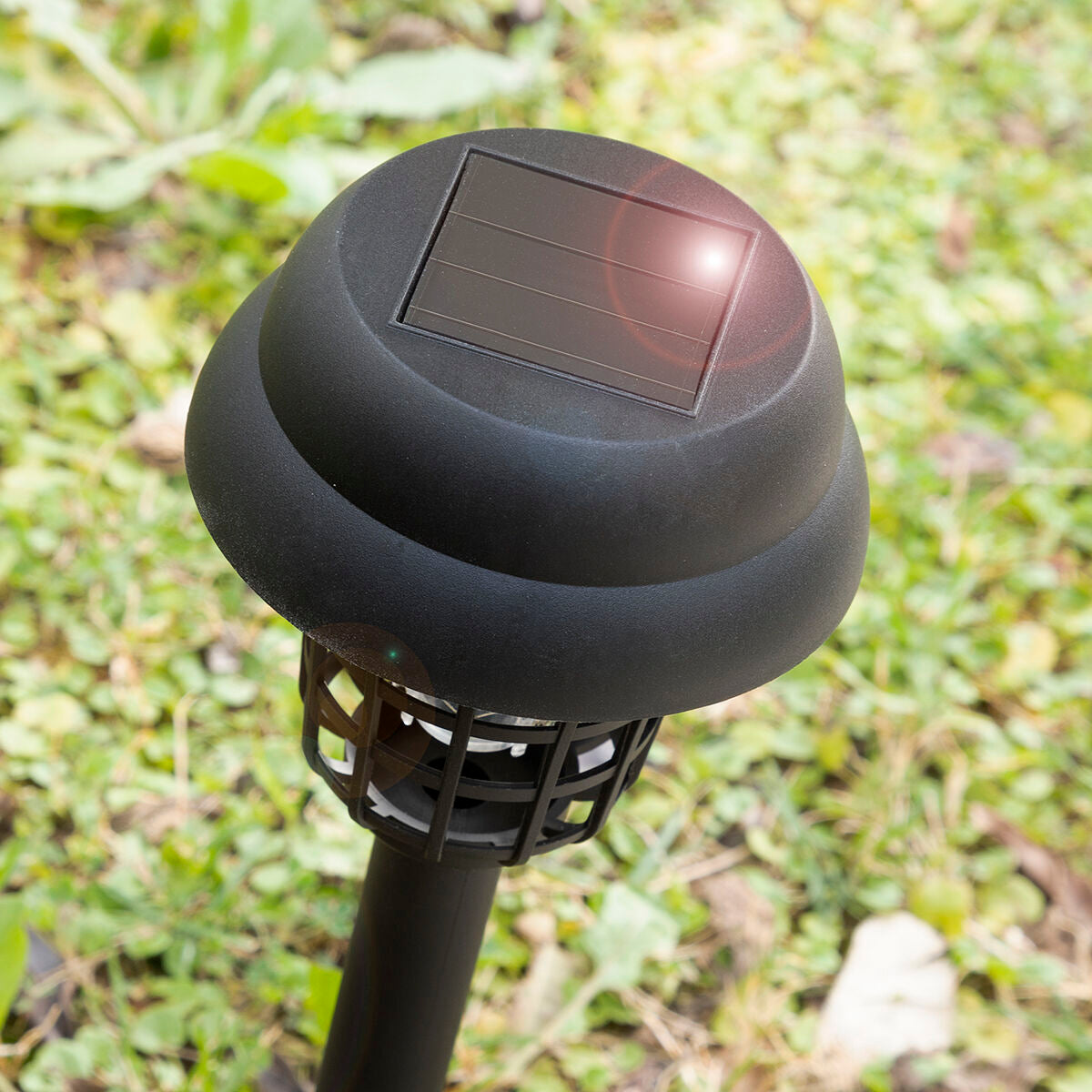 Muggendodende tuinlamp die werkt op zonne-energie Garlam InnovaGoods