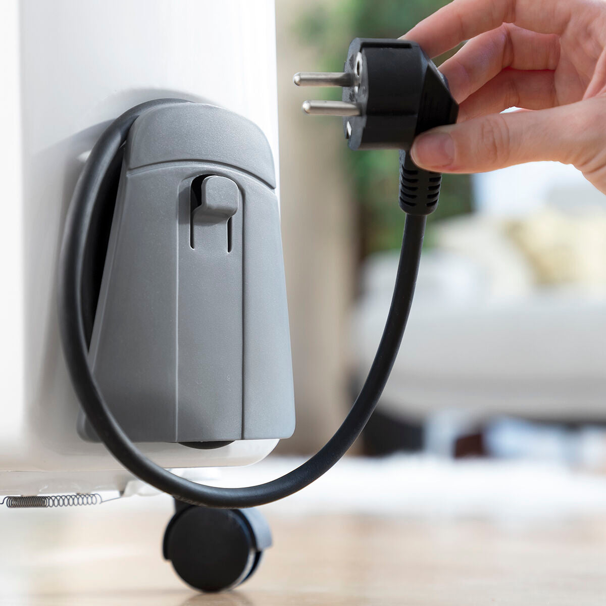 V8H0869CA18C6DC5A6808B792F770C5C33BR4087036P9