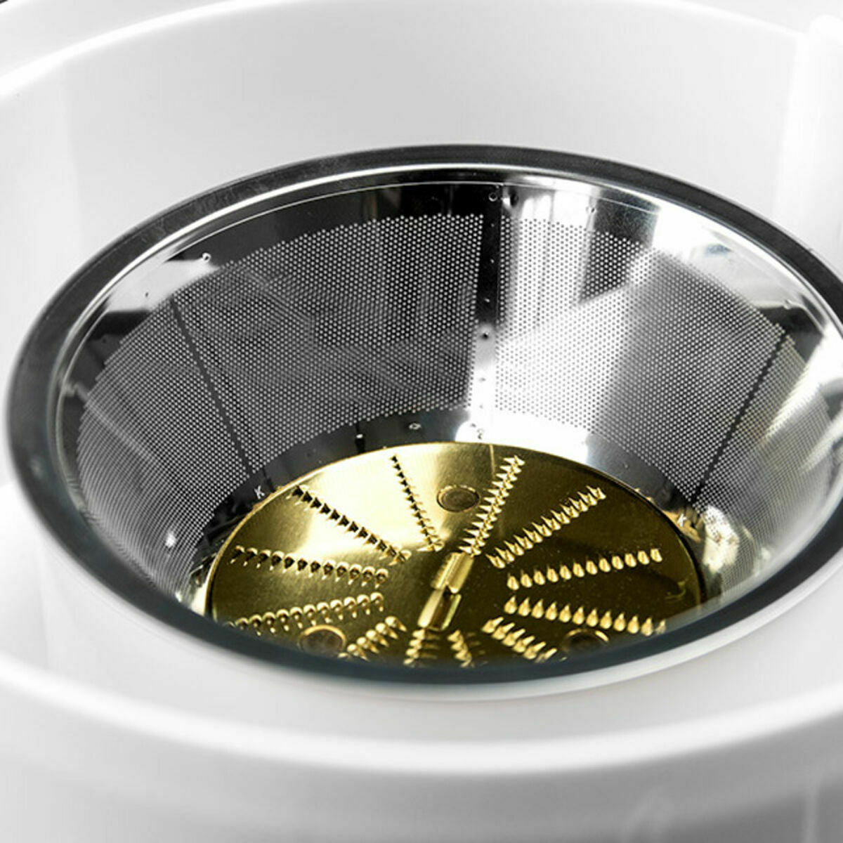 V8H4DE8D1C709BF4FC0550DB50A01786B6BR7403185P3