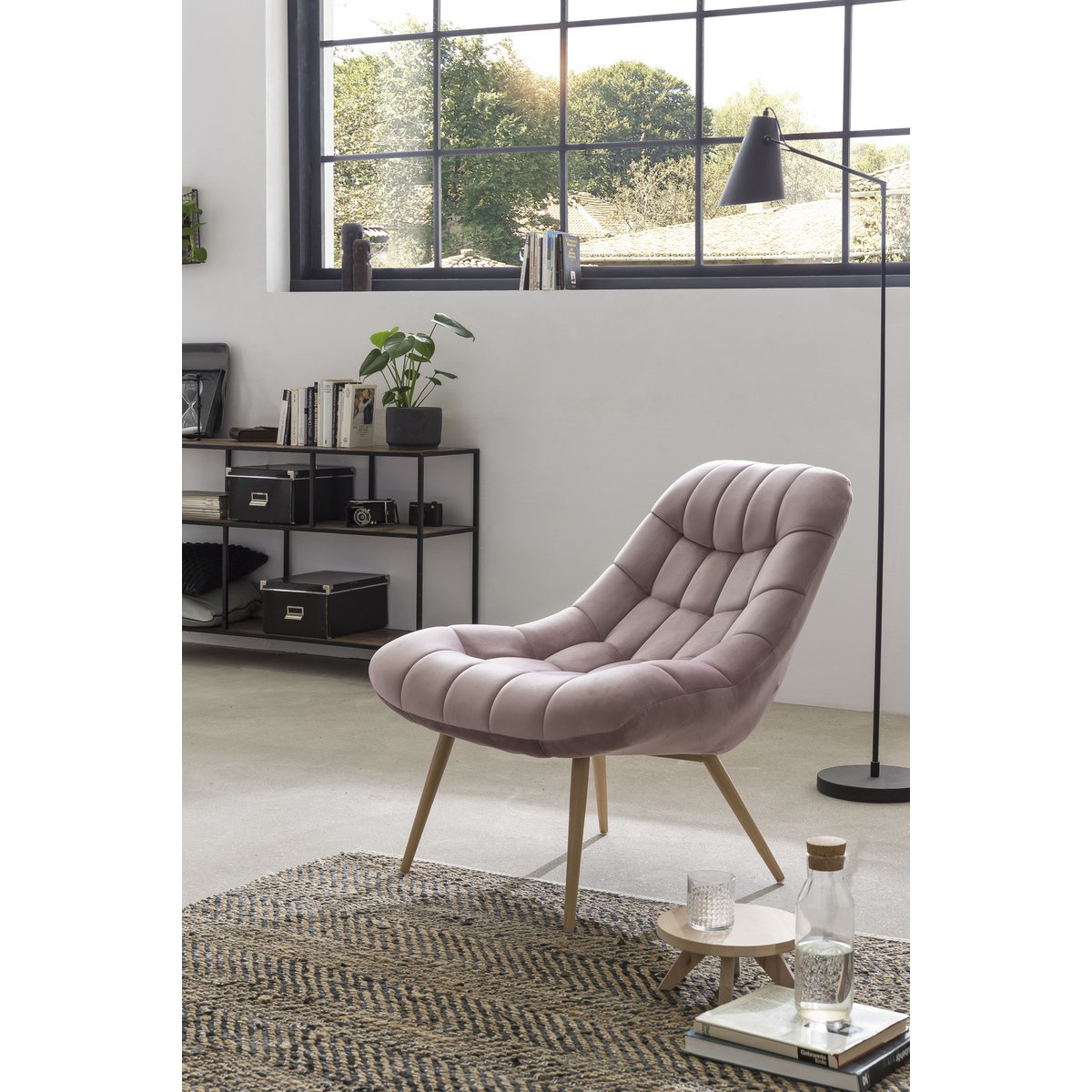 Fauteuil XXL fluweel roze metaal houtlook