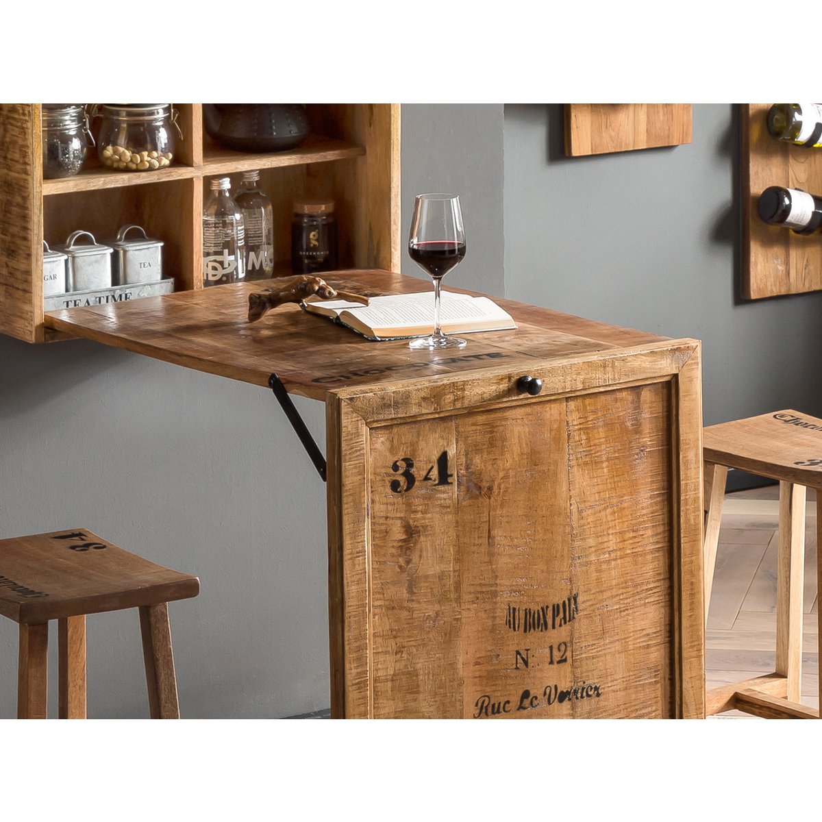 Klaptafel met 2 krukken